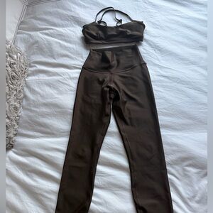 ALO Yoga brown airlift set bottom xxs bra xs